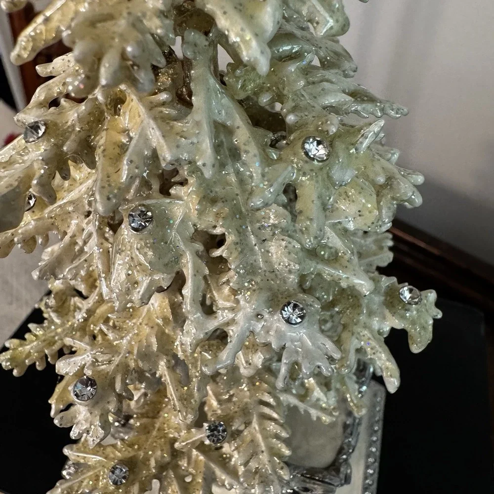 Olivia Riegel‎ Flocked Swarovski Crystal Pewter Christmas Tree Stocking Holder